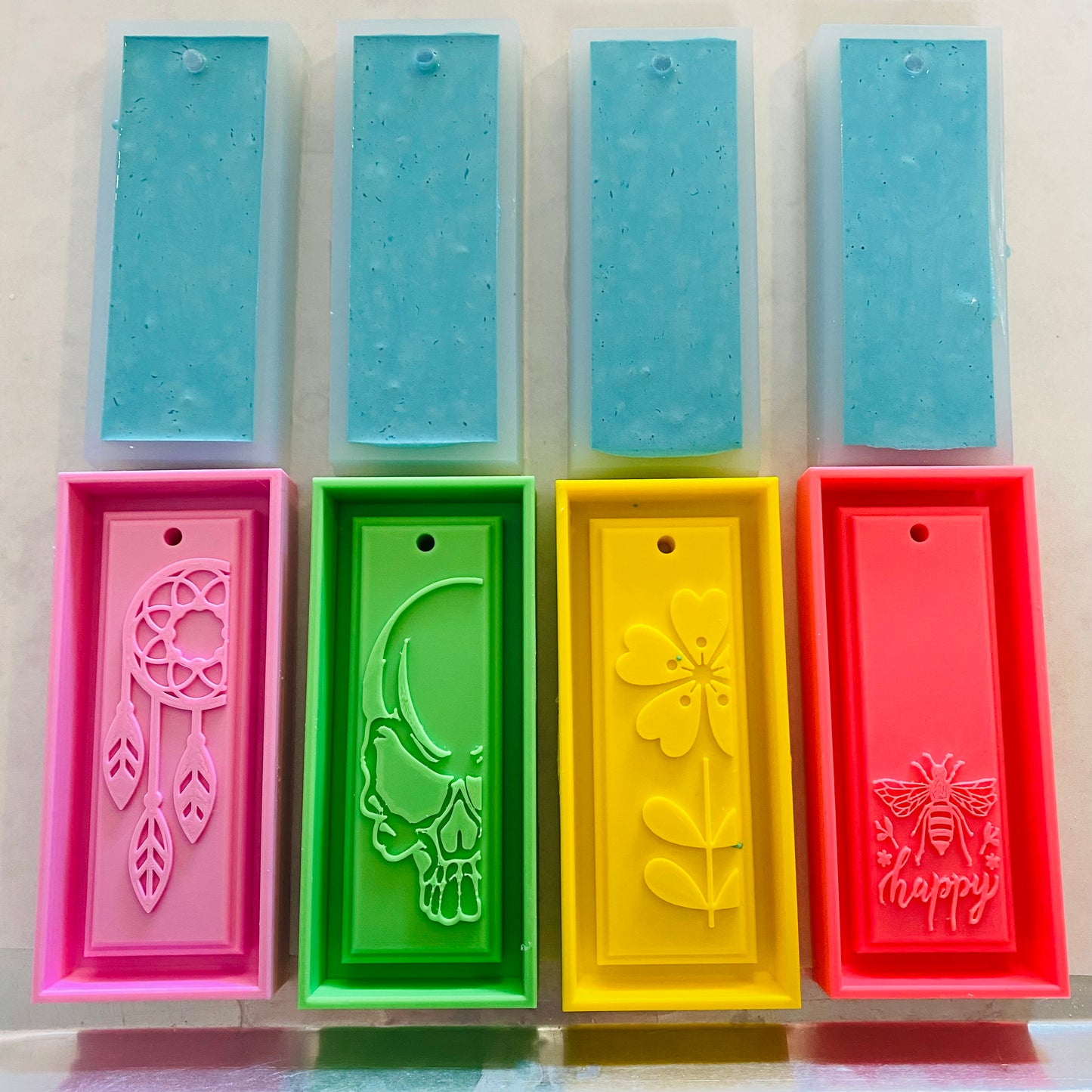 Car & Wardrobe Scent Hanger Moulds and Recipe**