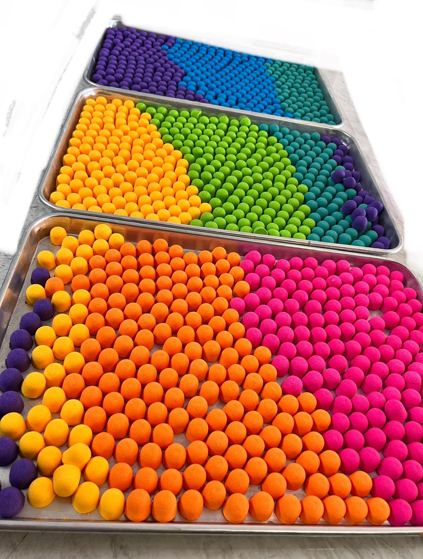Gumdrop Confetti Moulds & Full Tray Plunger